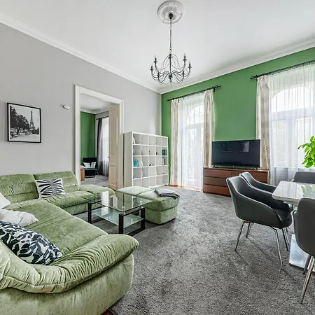 Maison Lumière -comfy Buda Retreat Ac, Balcony Near M2 Metro * Budapest