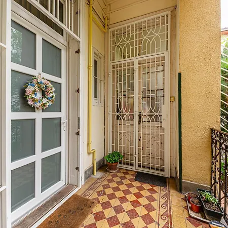 Appartamento Maison Lumière -comfy Buda Retreat Ac, Balcony Near M2 Metro *