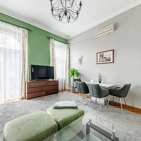 Maison Lumiere Buda - Near M2 Metro Lägenhet *
