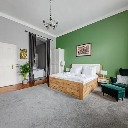 Maison Lumiere Buda - Near M2 Metro Apartment *