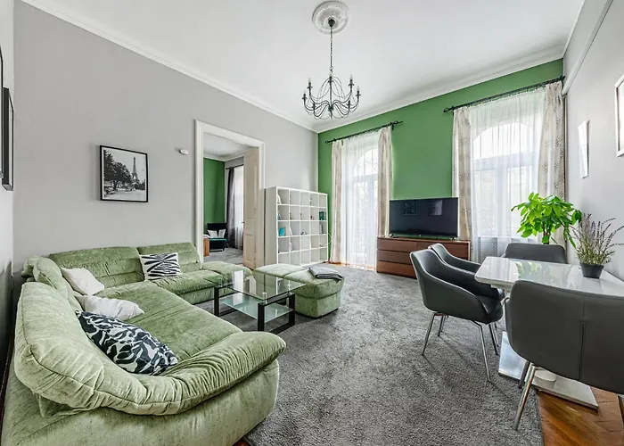 Maison Lumiere -comfy Buda Retreat Ac, Balcony Near M2 Metro * بودابست